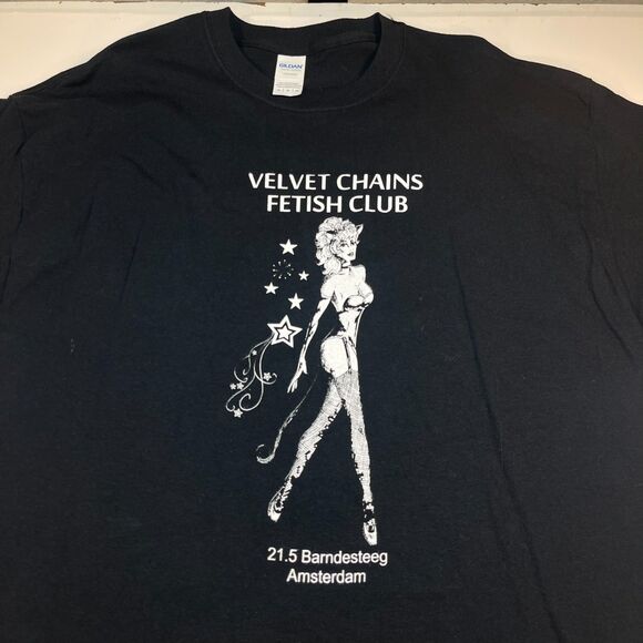 NEW VELVET CHAINS Pin Up Girl Sex Club Dive Bar Rocker TEE T SHIRT Sz Mens XL - Picture 1 of 3